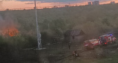 Очевидцы засняли пожар в Олимпийском городке Рязани